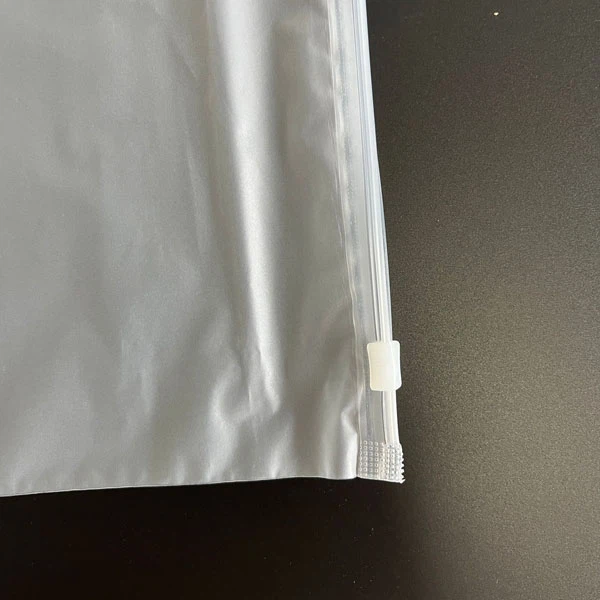 Waterproof Clothing Packaging Slip Chain Bag