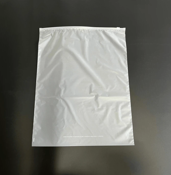 Waterproof Clothing Packaging Slip Chain Bag