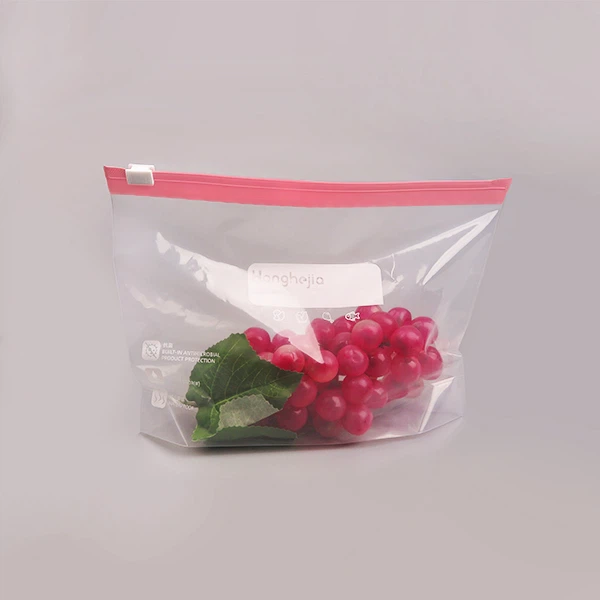 Transparent fresh-keeping slip chain bag Transparent fresh-keeping slip chain bag