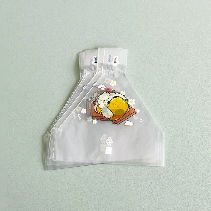 Triangular rice ball bag Triangular rice ball bag